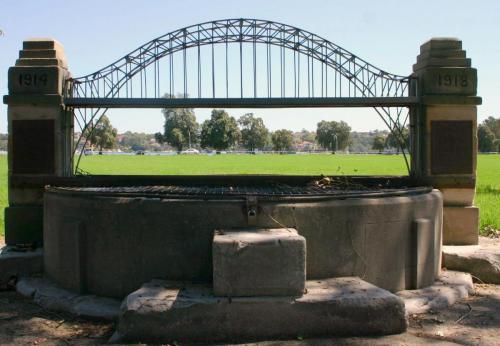 Sydney Harbour Bridge War Memorial